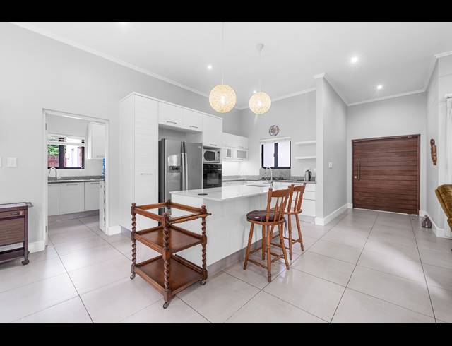 3 BEDROOM HOUSE FOR SALE IN BALLITO CENTRAL